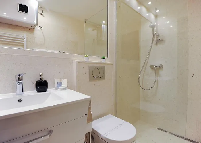 Main Street And Pensionat