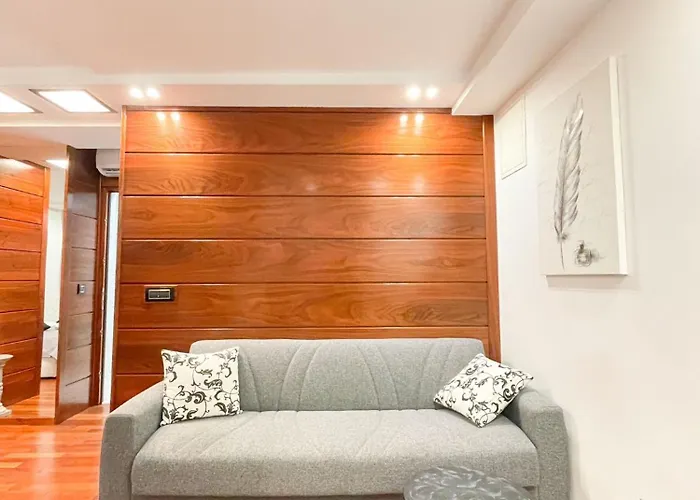 Main Street And Pensionat 4*