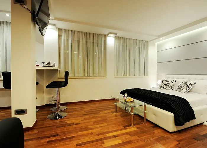 Main Street And Pensionat 4*