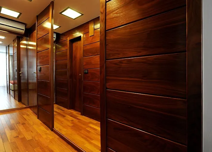 Main Street And Pensionat Zadar