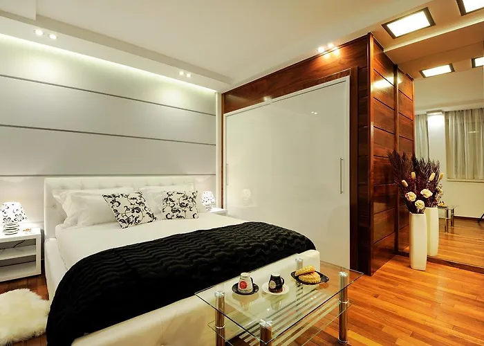 Main Street And 4* Zadar