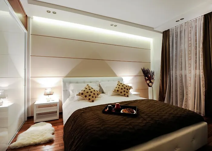 Main Street And 4* Zadar