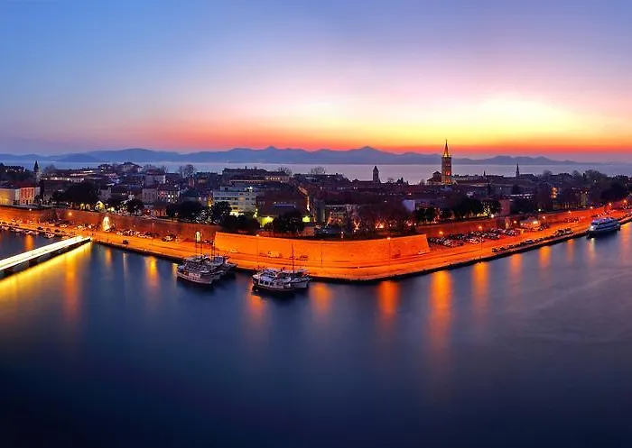 Pensión Main Street And Zadar